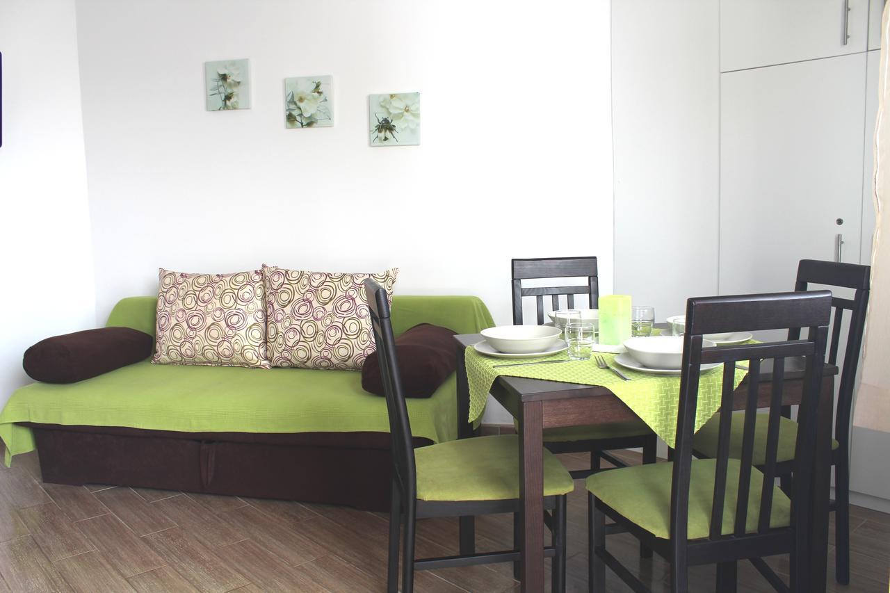 Apartment Maja Krk Town Exterior photo